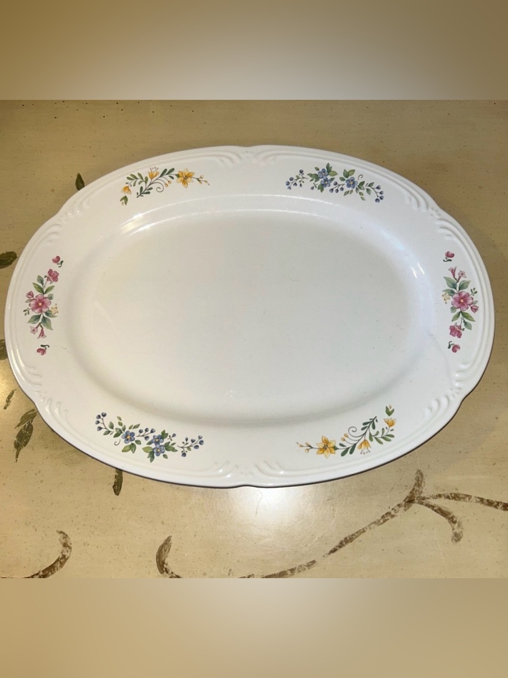 Pfaltzgraff White Pink Blue Yellow Floral Oval Platter 14.5”